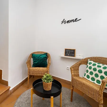 Whome Experience Like A Local In Alfama Апартаменты *
